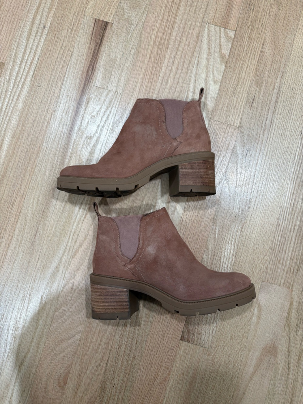Lucky Brand Women's Chestnut Suede Booties